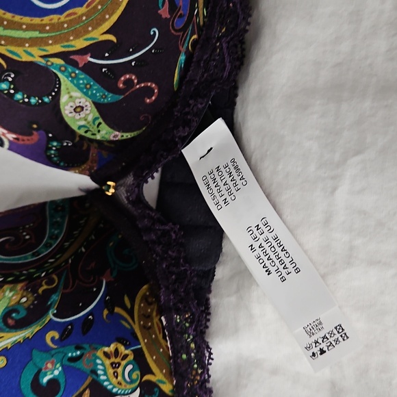 Lise Charmel bra "36C" - Picture 3 of 5